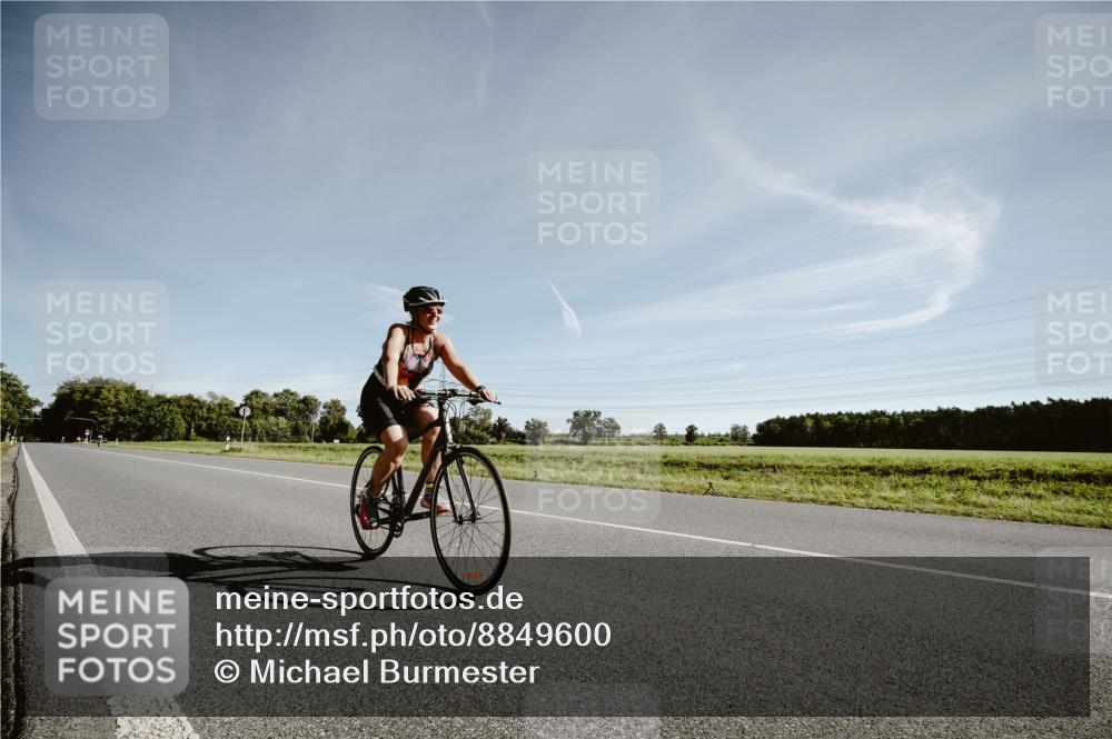 07.09.2025 - 19. Norderstedt Triathlon Michael Burmester http://msf.ph/oto/8849600 07.09.2025 10:30:18 Radfahren 1150 meine-sportfotos.de
