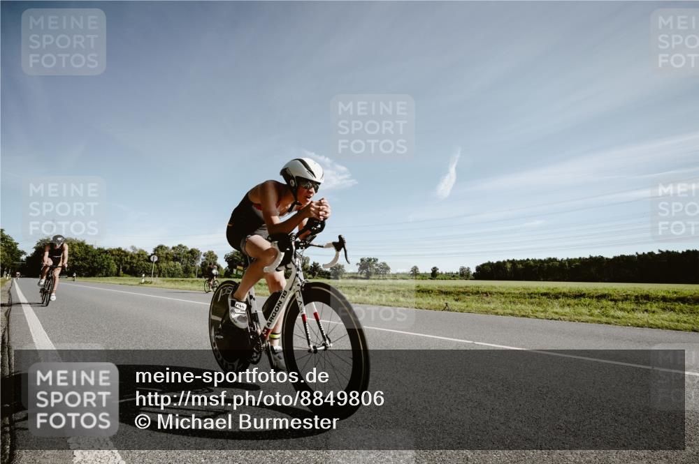07.09.2025 - 19. Norderstedt Triathlon Michael Burmester http://msf.ph/oto/8849806 07.09.2025 10:36:27 Radfahren 645, 664 meine-sportfotos.de