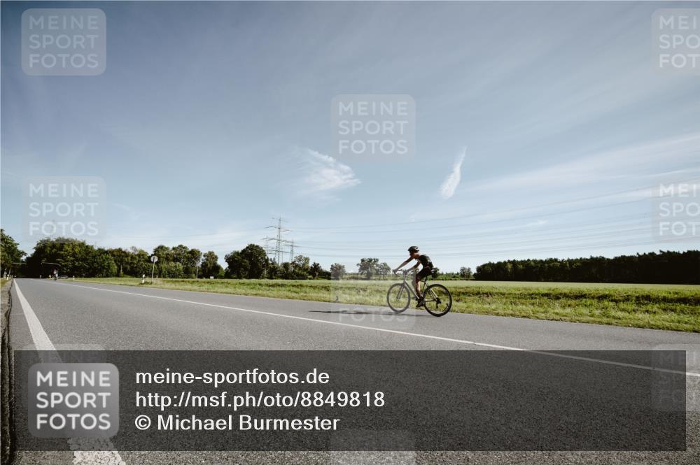 07.09.2025 - 19. Norderstedt Triathlon Michael Burmester http://msf.ph/oto/8849818 07.09.2025 10:36:39 Radfahren  meine-sportfotos.de