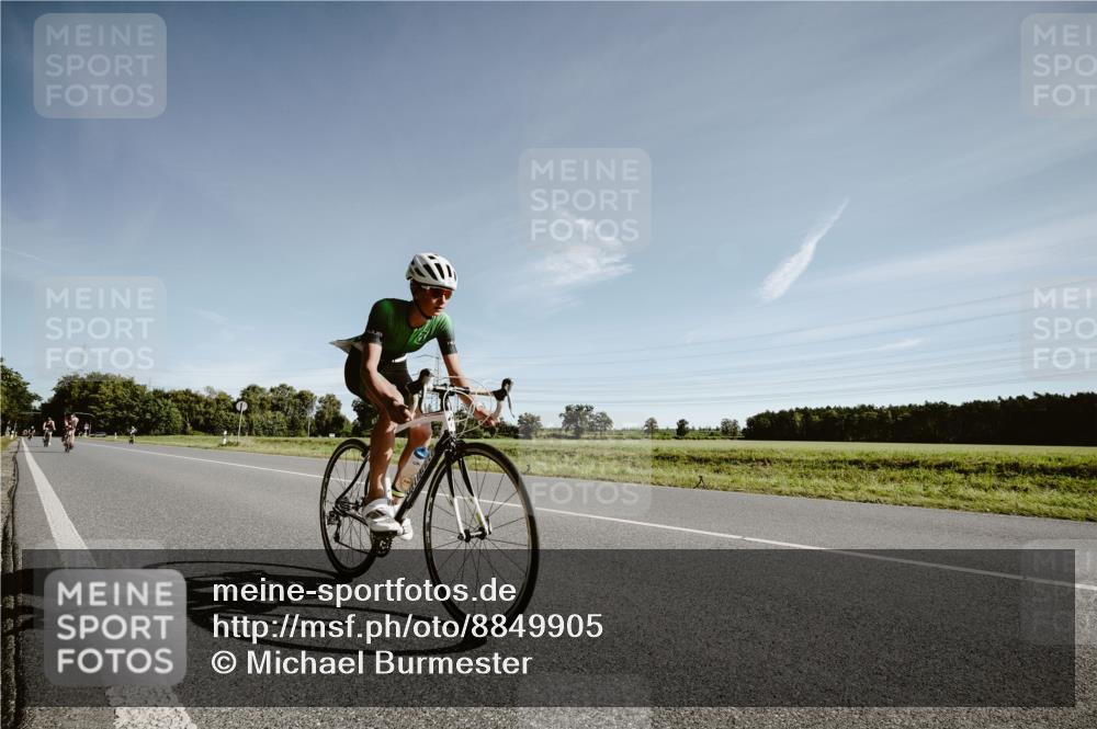 07.09.2025 - 19. Norderstedt Triathlon Michael Burmester http://msf.ph/oto/8849905 07.09.2025 10:39:19 Radfahren 87, 661, 684 meine-sportfotos.de
