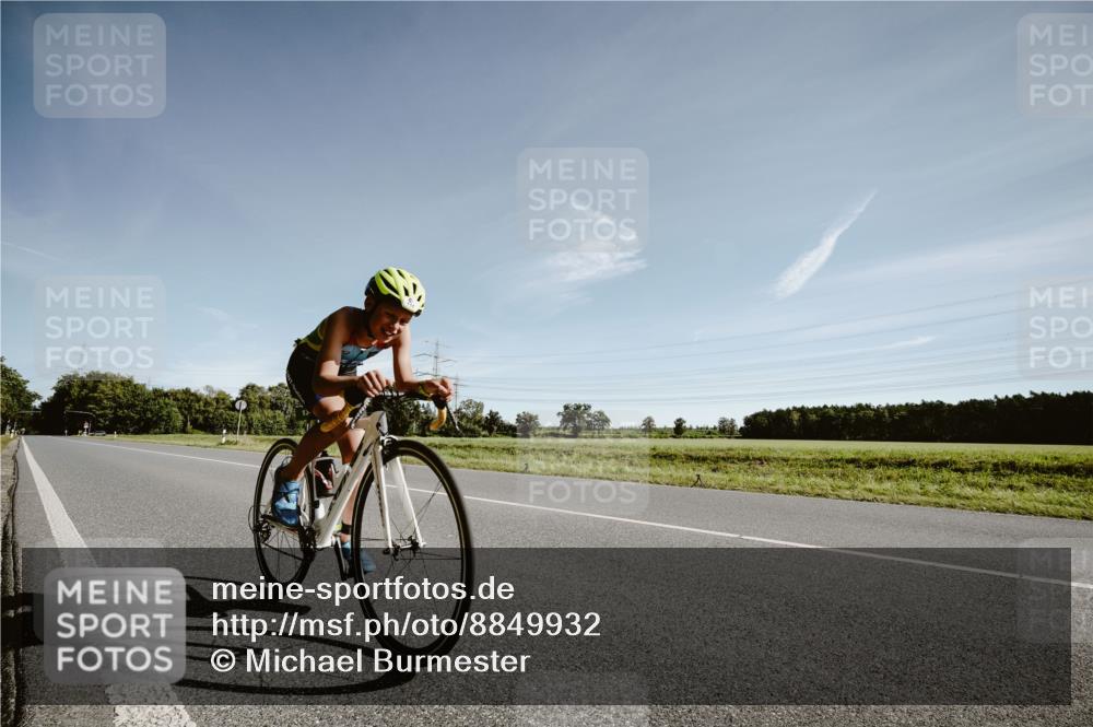 07.09.2025 - 19. Norderstedt Triathlon Michael Burmester http://msf.ph/oto/8849932 07.09.2025 10:39:54 Radfahren 134 meine-sportfotos.de
