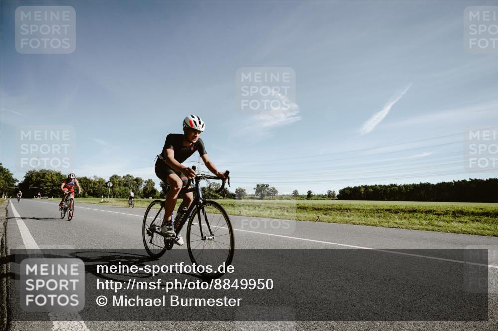 07.09.2025 - 19. Norderstedt Triathlon Michael Burmester http://msf.ph/oto/8849950 07.09.2025 10:40:25 Radfahren 108, 651 meine-sportfotos.de