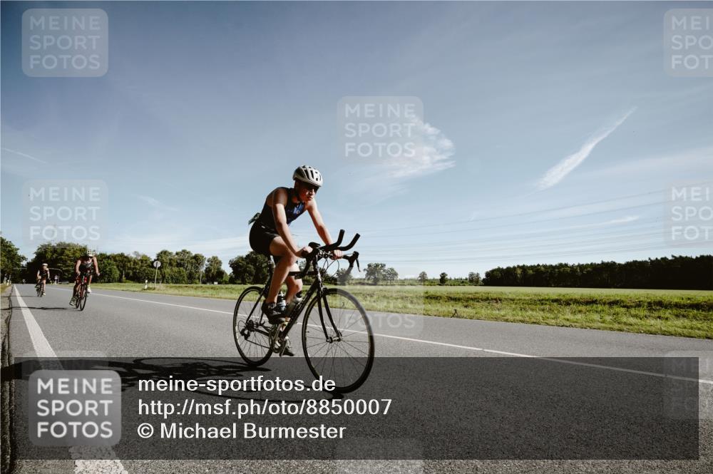 07.09.2025 - 19. Norderstedt Triathlon Michael Burmester http://msf.ph/oto/8850007 07.09.2025 10:41:33 Radfahren 115, 125, 126, 636, 643, 683 meine-sportfotos.de