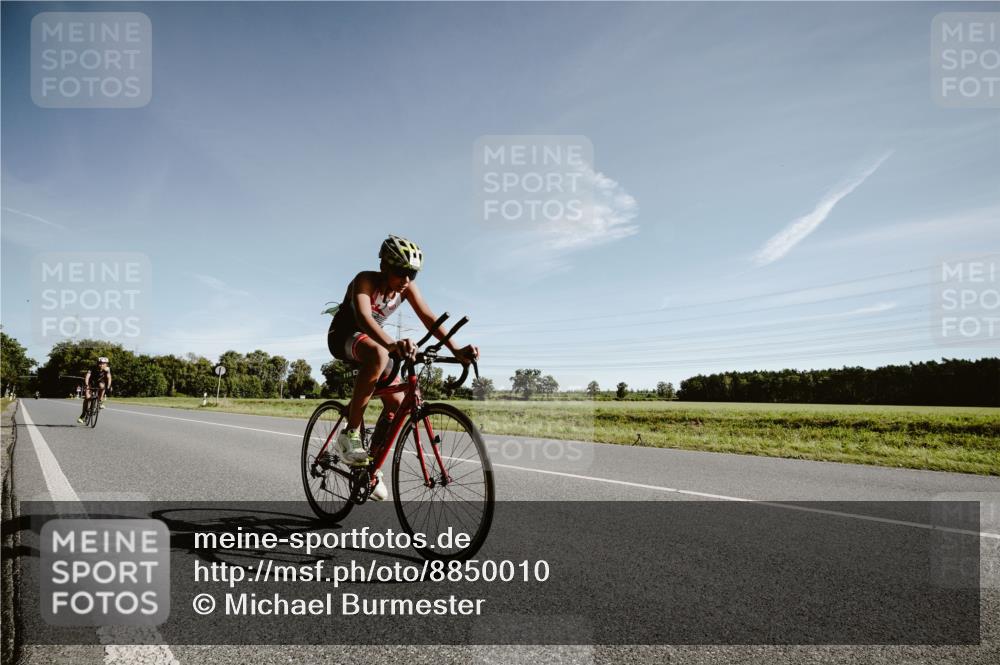 07.09.2025 - 19. Norderstedt Triathlon Michael Burmester http://msf.ph/oto/8850010 07.09.2025 10:41:34 Radfahren 115, 125, 126, 636 meine-sportfotos.de