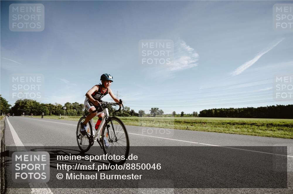 07.09.2025 - 19. Norderstedt Triathlon Michael Burmester http://msf.ph/oto/8850046 07.09.2025 10:42:42 Radfahren 130 meine-sportfotos.de