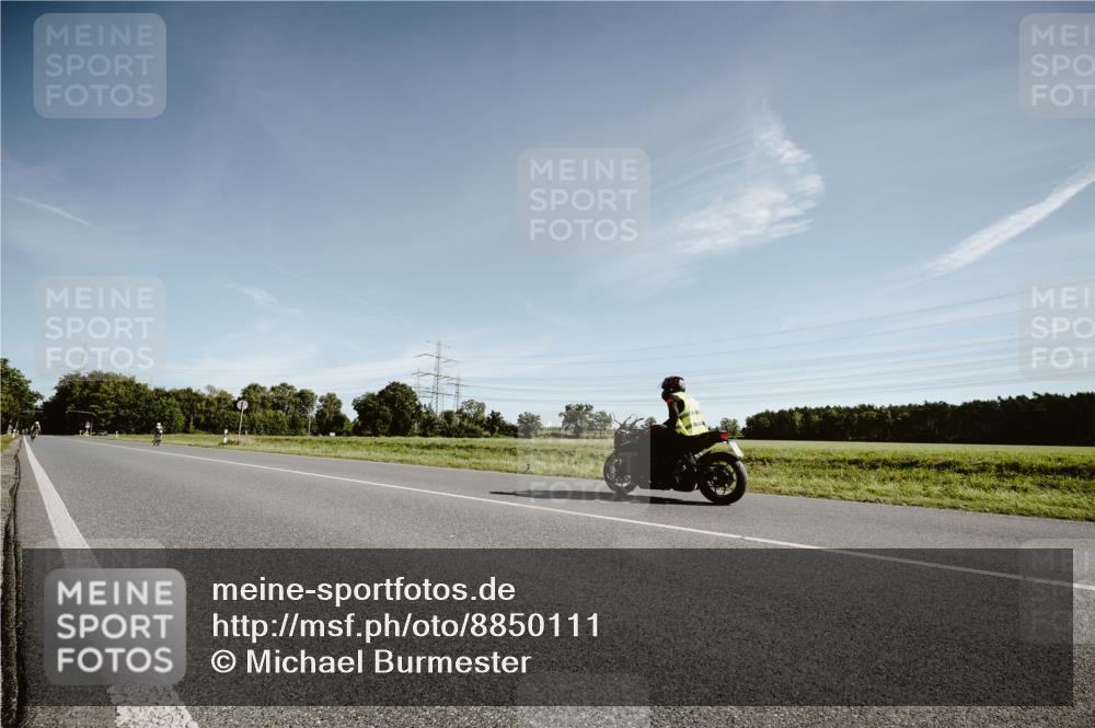07.09.2025 - 19. Norderstedt Triathlon Michael Burmester http://msf.ph/oto/8850111 07.09.2025 10:44:26 Radfahren  meine-sportfotos.de