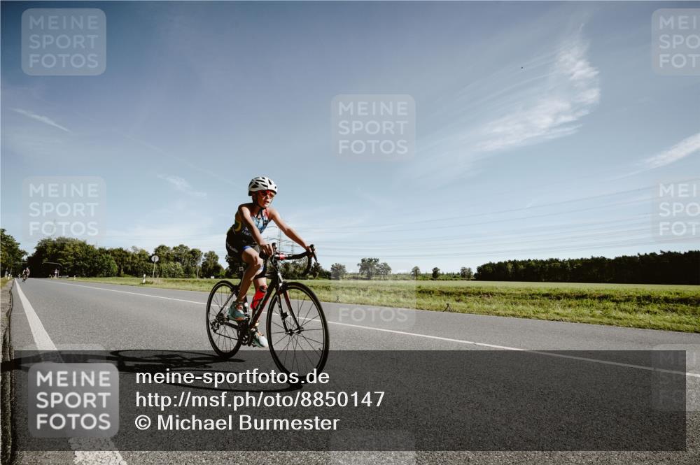 07.09.2025 - 19. Norderstedt Triathlon Michael Burmester http://msf.ph/oto/8850147 07.09.2025 10:46:24 Radfahren 56 meine-sportfotos.de