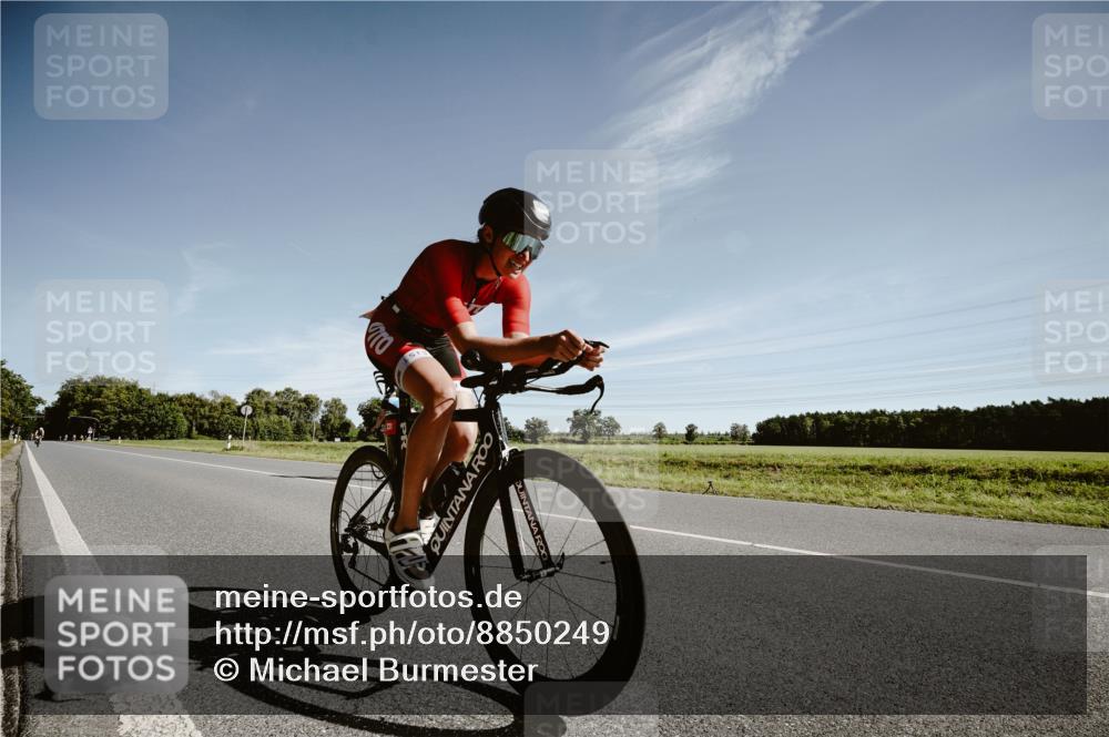 07.09.2025 - 19. Norderstedt Triathlon Michael Burmester http://msf.ph/oto/8850249 07.09.2025 11:03:21 Radfahren 231, 1335 meine-sportfotos.de