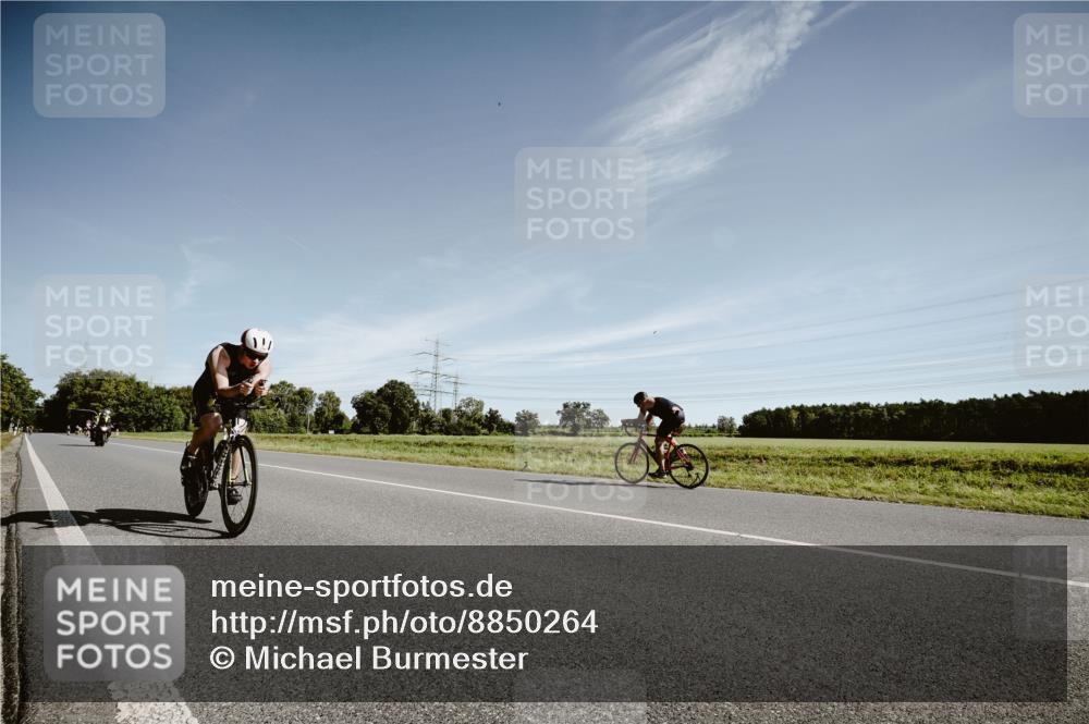 07.09.2025 - 19. Norderstedt Triathlon Michael Burmester http://msf.ph/oto/8850264 07.09.2025 11:03:34 Radfahren 1166 meine-sportfotos.de