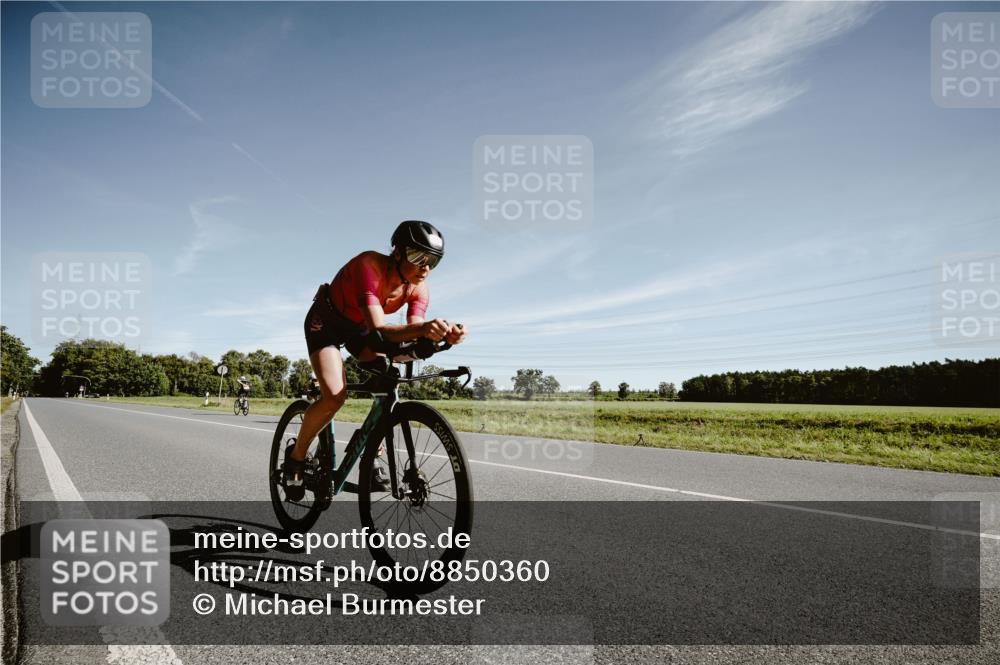 07.09.2025 - 19. Norderstedt Triathlon Michael Burmester http://msf.ph/oto/8850360 07.09.2025 11:06:04 Radfahren 204, 1167 meine-sportfotos.de
