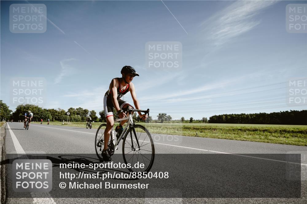 07.09.2025 - 19. Norderstedt Triathlon Michael Burmester http://msf.ph/oto/8850408 07.09.2025 11:06:39 Radfahren 749, 1162, 1202 meine-sportfotos.de
