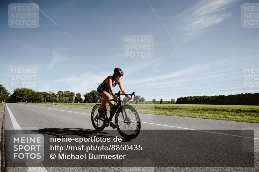 07.09.2025 - 19. Norderstedt Triathlon Michael Burmester http://msf.ph/oto/8850435 07.09.2025 11:07:16 Radfahren 1178 meine-sportfotos.de