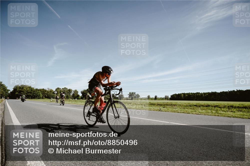 07.09.2025 - 19. Norderstedt Triathlon Michael Burmester http://msf.ph/oto/8850496 07.09.2025 11:08:22 Radfahren 1164, 1170 meine-sportfotos.de