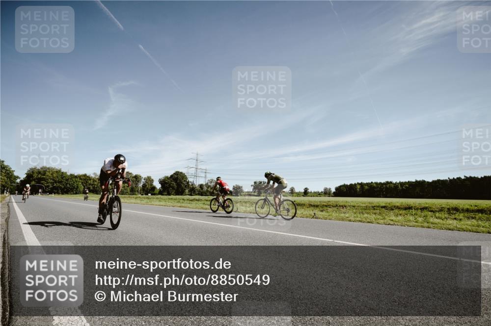 07.09.2025 - 19. Norderstedt Triathlon Michael Burmester http://msf.ph/oto/8850549 07.09.2025 11:08:51 Radfahren 276, 1193 meine-sportfotos.de