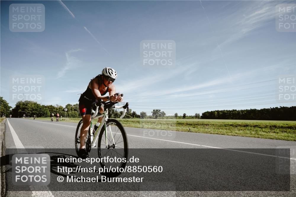 07.09.2025 - 19. Norderstedt Triathlon Michael Burmester http://msf.ph/oto/8850560 07.09.2025 11:08:54 Radfahren 276, 1193 meine-sportfotos.de