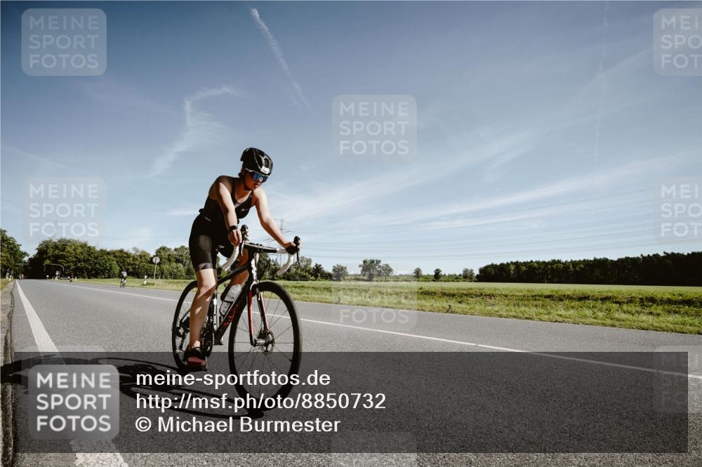 07.09.2025 - 19. Norderstedt Triathlon Michael Burmester http://msf.ph/oto/8850732 07.09.2025 11:11:40 Radfahren 1187 meine-sportfotos.de