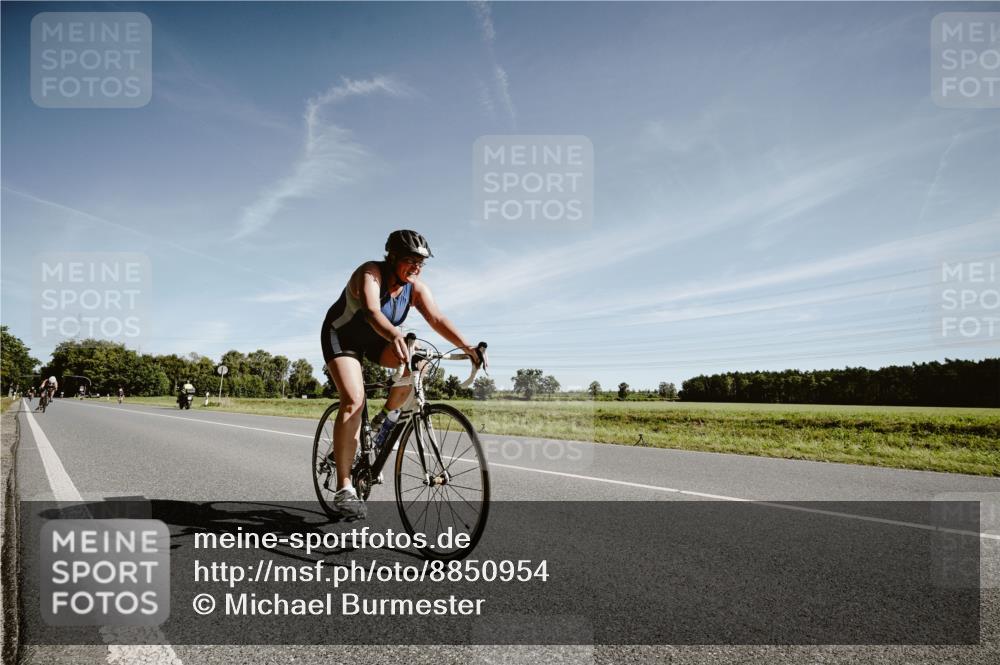 07.09.2025 - 19. Norderstedt Triathlon Michael Burmester http://msf.ph/oto/8850954 07.09.2025 11:13:54 Radfahren 229, 1197 meine-sportfotos.de