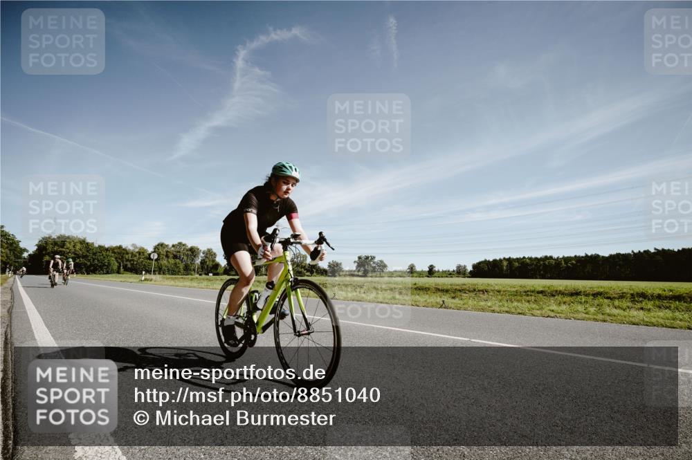 07.09.2025 - 19. Norderstedt Triathlon Michael Burmester http://msf.ph/oto/8851040 07.09.2025 11:15:20 Radfahren 1159, 1188, 1229, 1274, 1394 meine-sportfotos.de