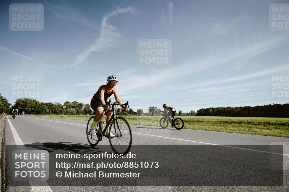 07.09.2025 - 19. Norderstedt Triathlon Michael Burmester http://msf.ph/oto/8851073 07.09.2025 11:15:49 Radfahren 185, 1278 meine-sportfotos.de