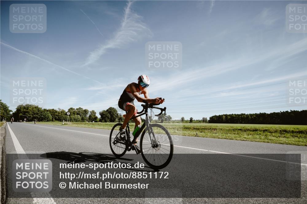 07.09.2025 - 19. Norderstedt Triathlon Michael Burmester http://msf.ph/oto/8851172 07.09.2025 11:17:32 Radfahren 1174 meine-sportfotos.de