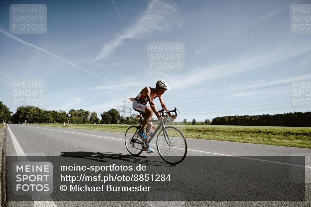 07.09.2025 - 19. Norderstedt Triathlon Michael Burmester http://msf.ph/oto/8851284 07.09.2025 11:19:41 Radfahren 1186 meine-sportfotos.de