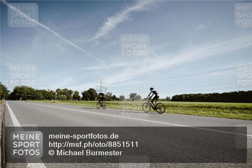 07.09.2025 - 19. Norderstedt Triathlon Michael Burmester http://msf.ph/oto/8851511 07.09.2025 11:23:11 Radfahren  meine-sportfotos.de