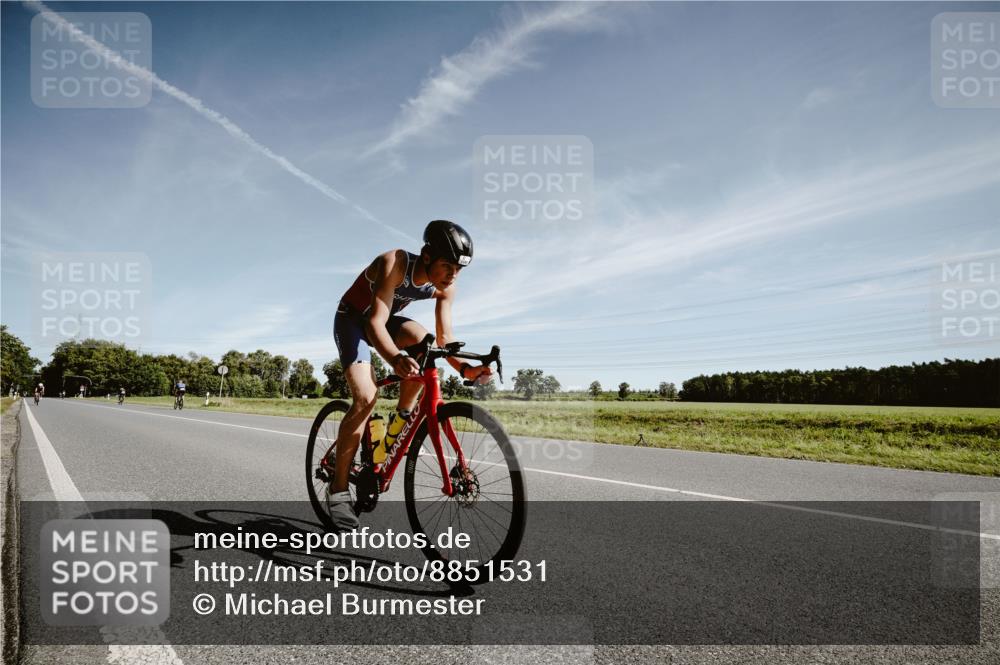 07.09.2025 - 19. Norderstedt Triathlon Michael Burmester http://msf.ph/oto/8851531 07.09.2025 11:23:36 Radfahren 1165 meine-sportfotos.de