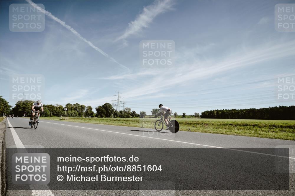 07.09.2025 - 19. Norderstedt Triathlon Michael Burmester http://msf.ph/oto/8851604 07.09.2025 11:24:44 Radfahren 1206, 1323 meine-sportfotos.de