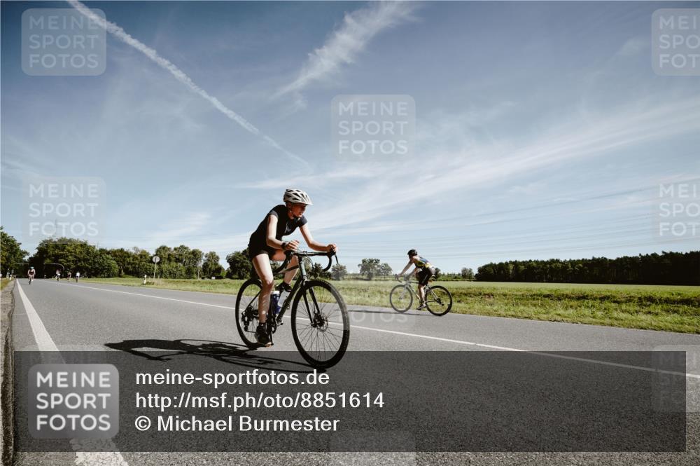 07.09.2025 - 19. Norderstedt Triathlon Michael Burmester http://msf.ph/oto/8851614 07.09.2025 11:24:52 Radfahren 1257 meine-sportfotos.de