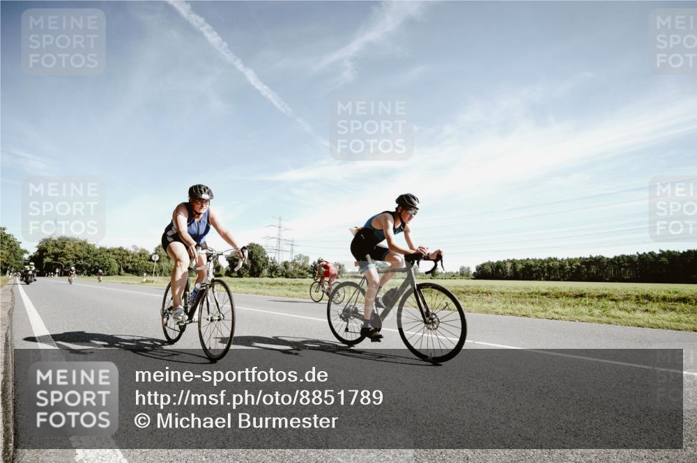 07.09.2025 - 19. Norderstedt Triathlon Michael Burmester http://msf.ph/oto/8851789 07.09.2025 11:27:07 Radfahren 229, 1160, 1171, 1253, 1390 meine-sportfotos.de