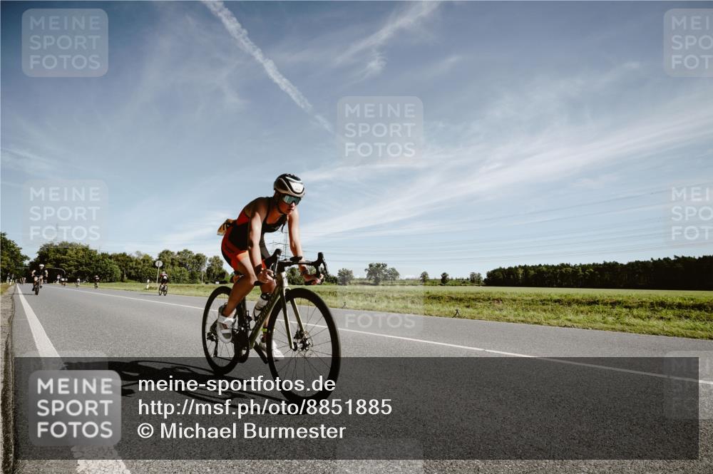 07.09.2025 - 19. Norderstedt Triathlon Michael Burmester http://msf.ph/oto/8851885 07.09.2025 11:27:49 Radfahren 1168, 1301 meine-sportfotos.de