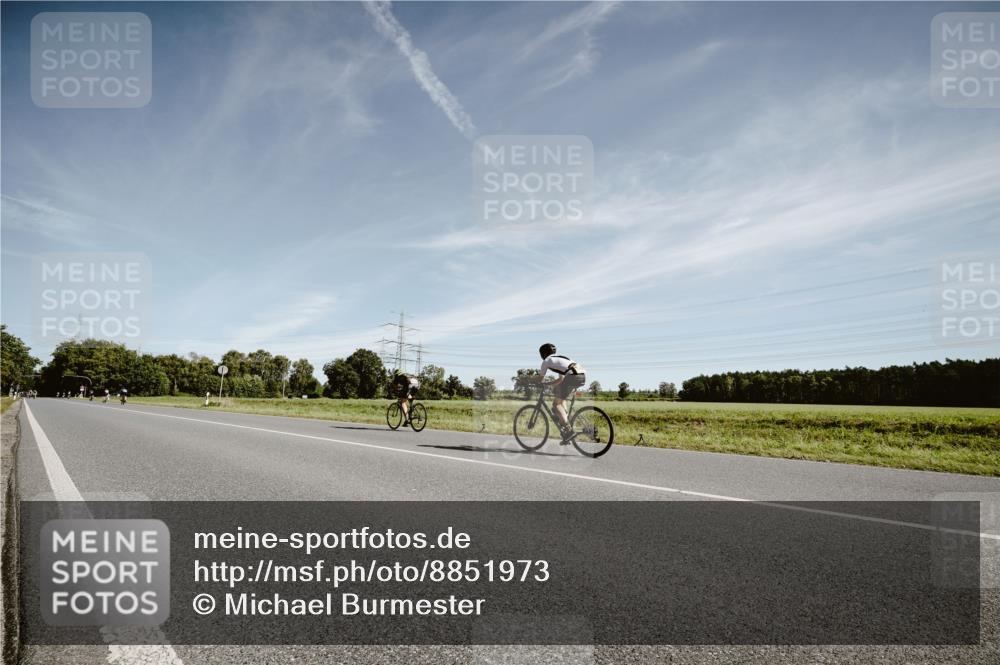 07.09.2025 - 19. Norderstedt Triathlon Michael Burmester http://msf.ph/oto/8851973 07.09.2025 11:29:08 Radfahren  meine-sportfotos.de