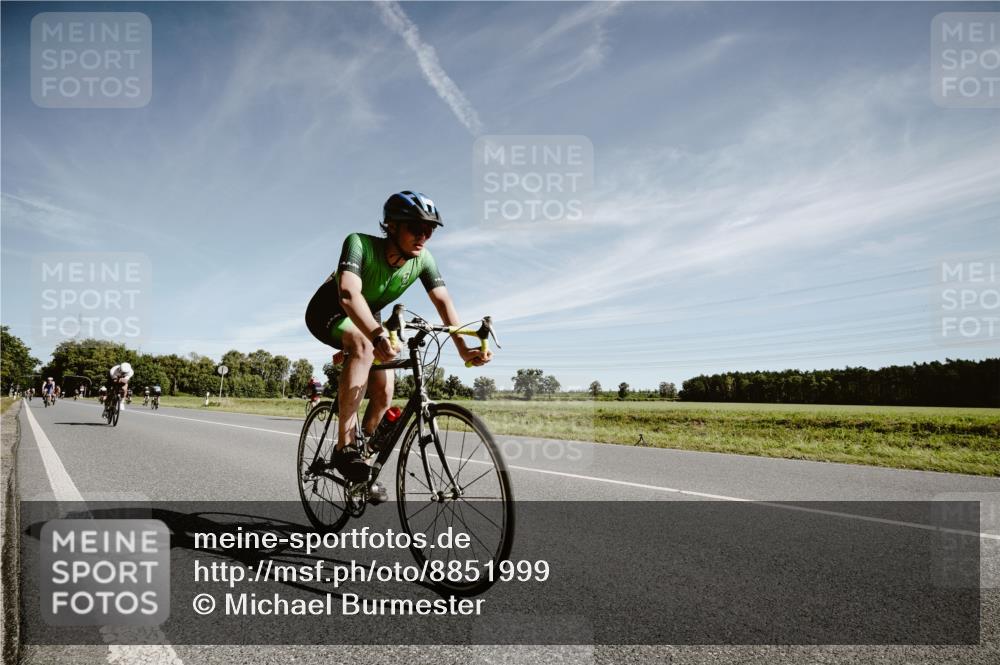 07.09.2025 - 19. Norderstedt Triathlon Michael Burmester http://msf.ph/oto/8851999 07.09.2025 11:29:20 Radfahren 819, 1173 meine-sportfotos.de