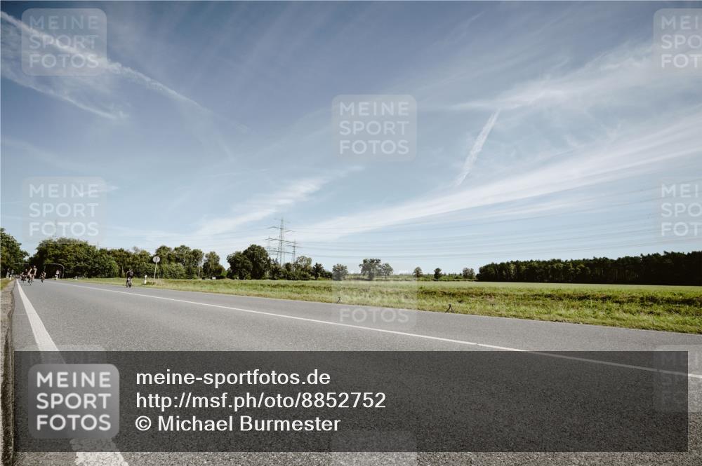 07.09.2025 - 19. Norderstedt Triathlon Michael Burmester http://msf.ph/oto/8852752 07.09.2025 11:39:12 Radfahren  meine-sportfotos.de