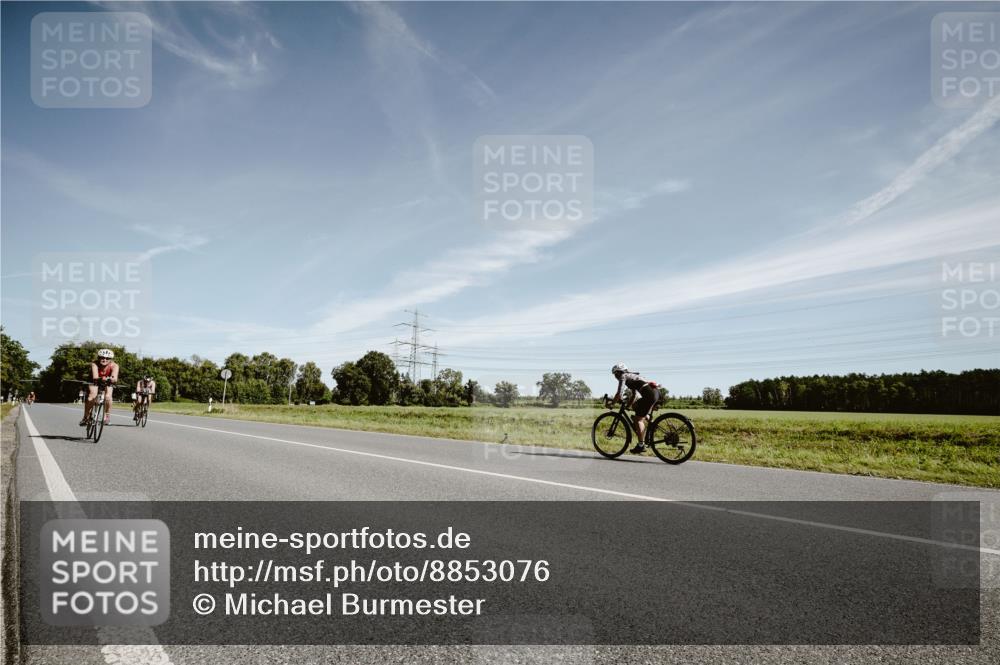 07.09.2025 - 19. Norderstedt Triathlon Michael Burmester http://msf.ph/oto/8853076 07.09.2025 11:44:08 Radfahren 146, 1348 meine-sportfotos.de