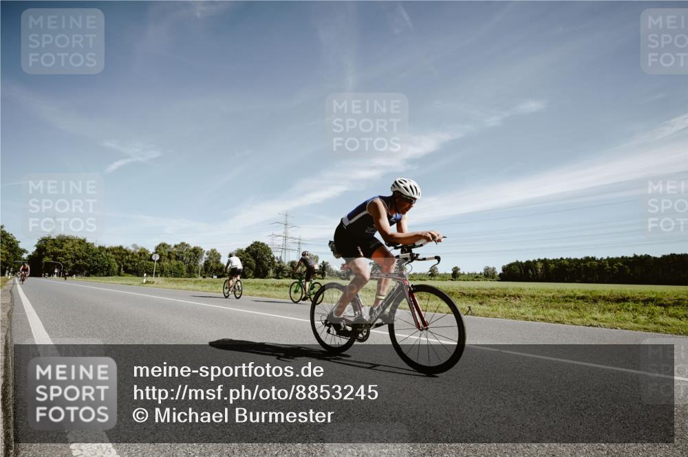 07.09.2025 - 19. Norderstedt Triathlon Michael Burmester http://msf.ph/oto/8853245 07.09.2025 11:46:36 Radfahren 773, 775, 1305 meine-sportfotos.de