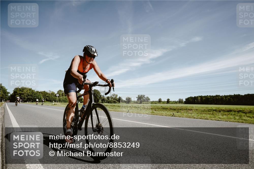 07.09.2025 - 19. Norderstedt Triathlon Michael Burmester http://msf.ph/oto/8853249 07.09.2025 11:46:39 Radfahren 787, 1305 meine-sportfotos.de