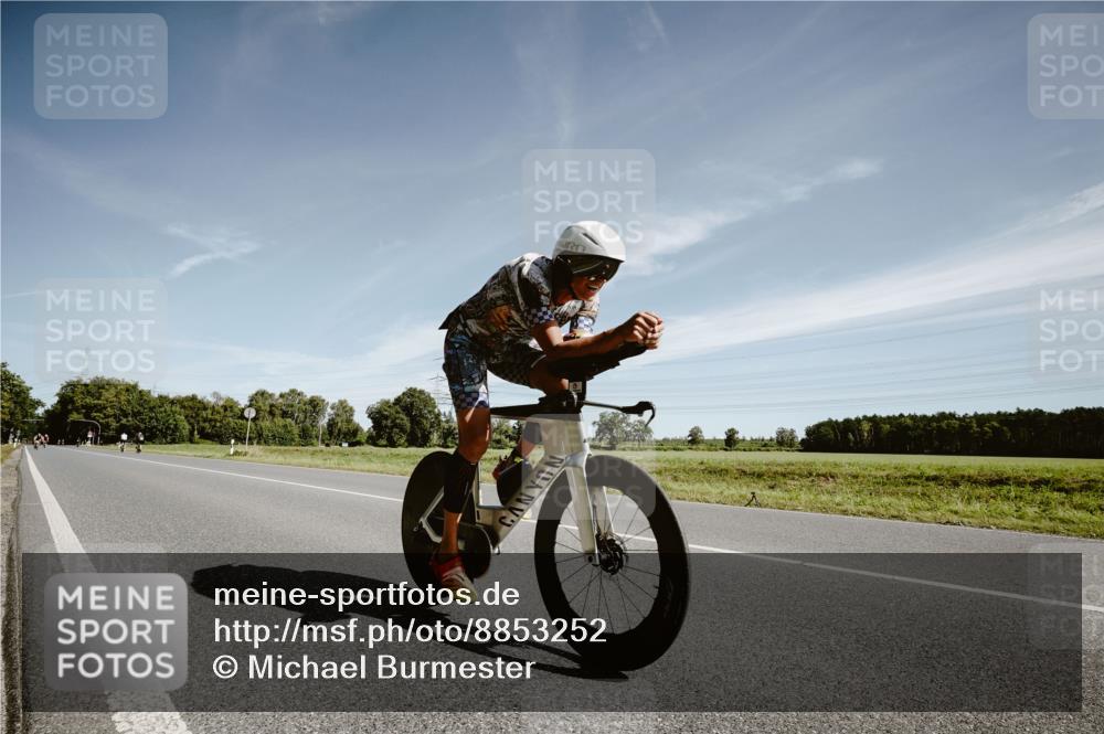 07.09.2025 - 19. Norderstedt Triathlon Michael Burmester http://msf.ph/oto/8853252 07.09.2025 11:46:42 Radfahren 787, 1305 meine-sportfotos.de
