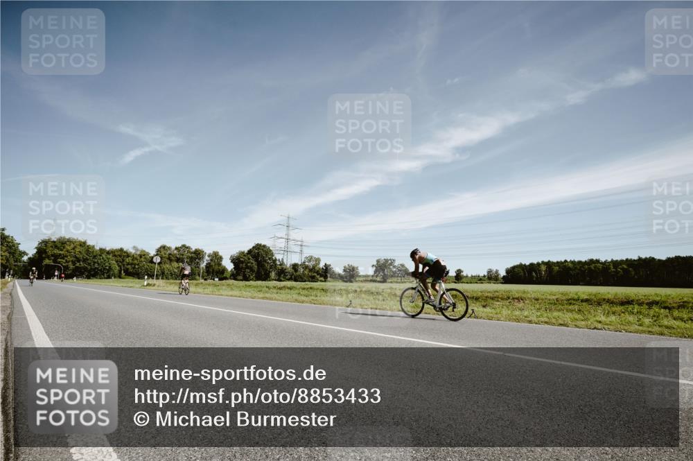 07.09.2025 - 19. Norderstedt Triathlon Michael Burmester http://msf.ph/oto/8853433 07.09.2025 11:49:08 Radfahren  meine-sportfotos.de