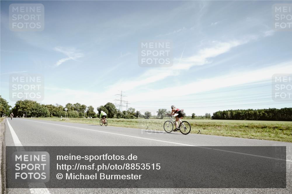 07.09.2025 - 19. Norderstedt Triathlon Michael Burmester http://msf.ph/oto/8853515 07.09.2025 11:50:42 Radfahren 149 meine-sportfotos.de