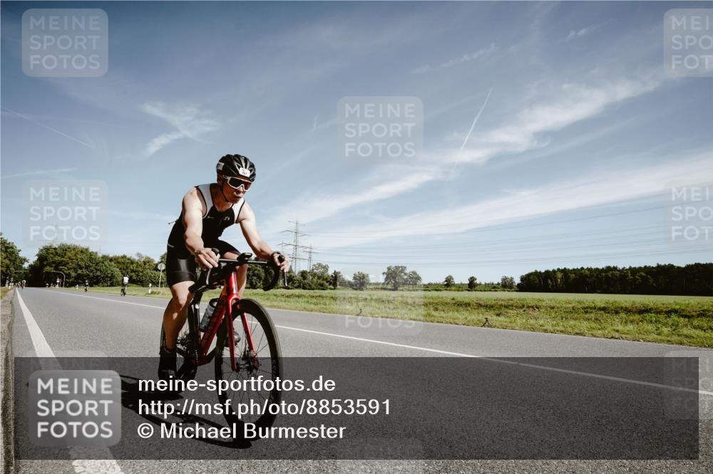 07.09.2025 - 19. Norderstedt Triathlon Michael Burmester http://msf.ph/oto/8853591 07.09.2025 11:51:54 Radfahren 267, 782 meine-sportfotos.de