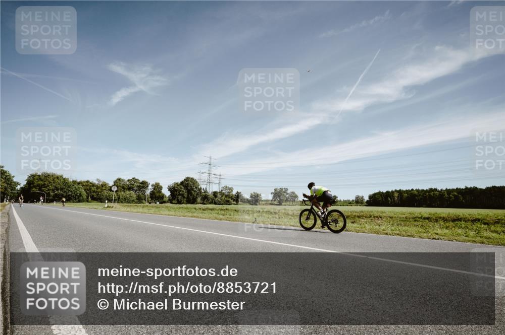 07.09.2025 - 19. Norderstedt Triathlon Michael Burmester http://msf.ph/oto/8853721 07.09.2025 11:53:07 Radfahren  meine-sportfotos.de