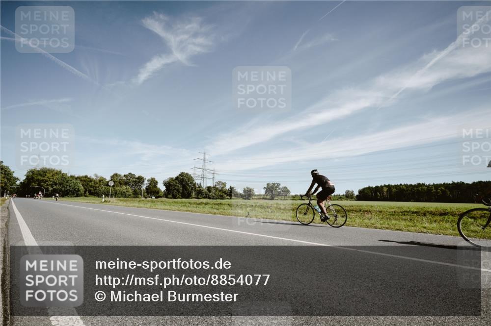 07.09.2025 - 19. Norderstedt Triathlon Michael Burmester http://msf.ph/oto/8854077 07.09.2025 11:57:10 Radfahren 170 meine-sportfotos.de