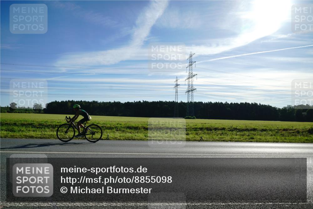 07.09.2025 - 19. Norderstedt Triathlon Michael Burmester http://msf.ph/oto/8855098 07.09.2025 09:37:35 Radfahren 583 meine-sportfotos.de