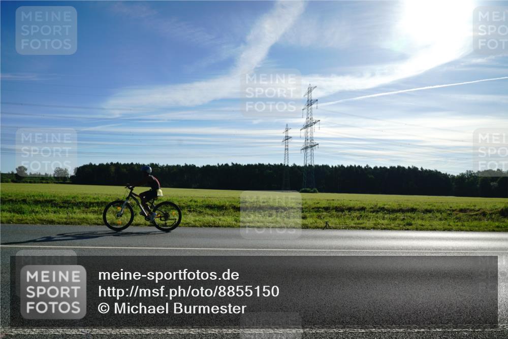 07.09.2025 - 19. Norderstedt Triathlon Michael Burmester http://msf.ph/oto/8855150 07.09.2025 09:38:31 Radfahren  meine-sportfotos.de