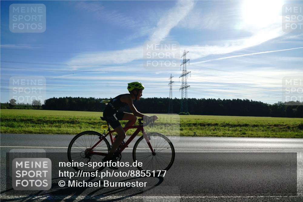 07.09.2025 - 19. Norderstedt Triathlon Michael Burmester http://msf.ph/oto/8855177 07.09.2025 09:39:09 Radfahren 568, 572, 588, 613 meine-sportfotos.de