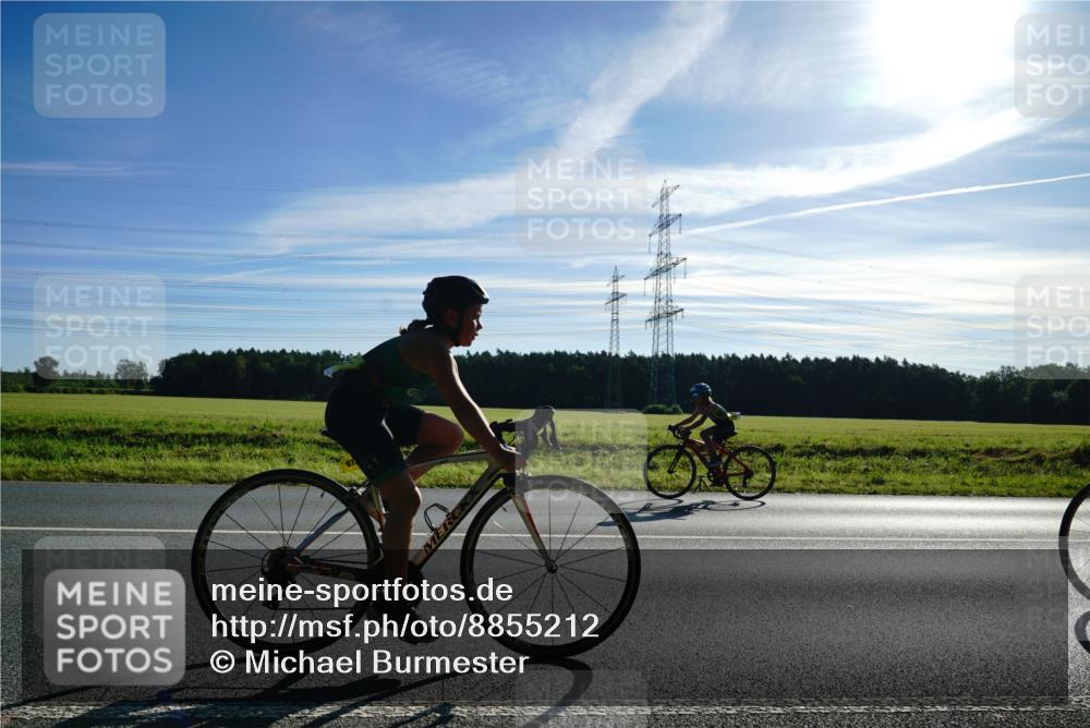 07.09.2025 - 19. Norderstedt Triathlon Michael Burmester http://msf.ph/oto/8855212 07.09.2025 09:39:35 Radfahren 566, 603, 618 meine-sportfotos.de
