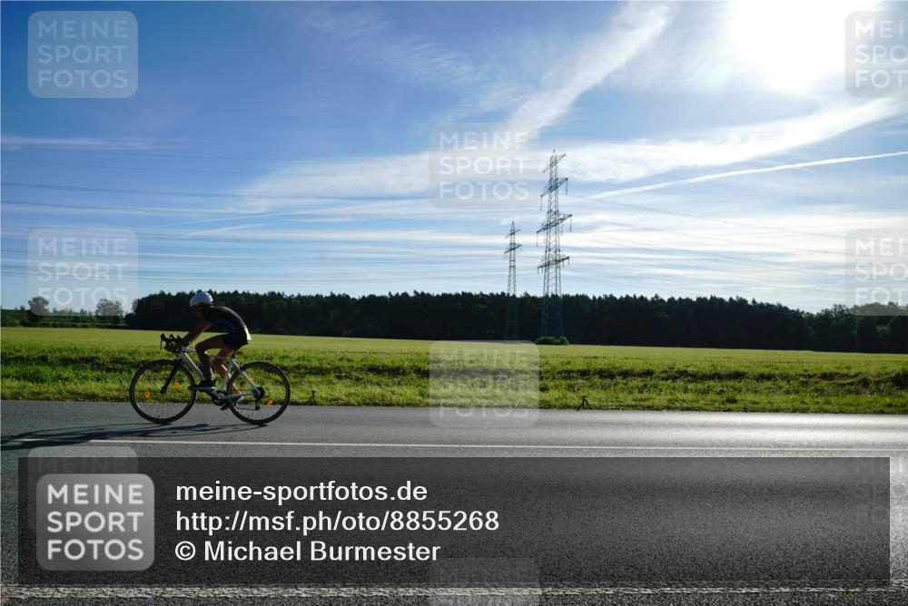 07.09.2025 - 19. Norderstedt Triathlon Michael Burmester http://msf.ph/oto/8855268 07.09.2025 09:40:39 Radfahren 634 meine-sportfotos.de