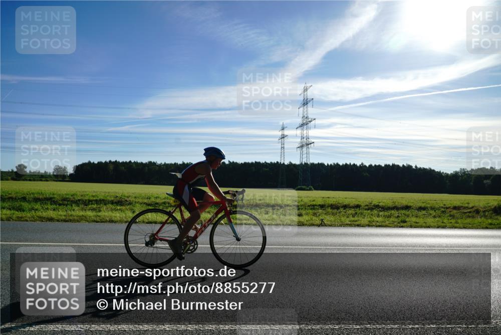 07.09.2025 - 19. Norderstedt Triathlon Michael Burmester http://msf.ph/oto/8855277 07.09.2025 09:40:55 Radfahren 574 meine-sportfotos.de