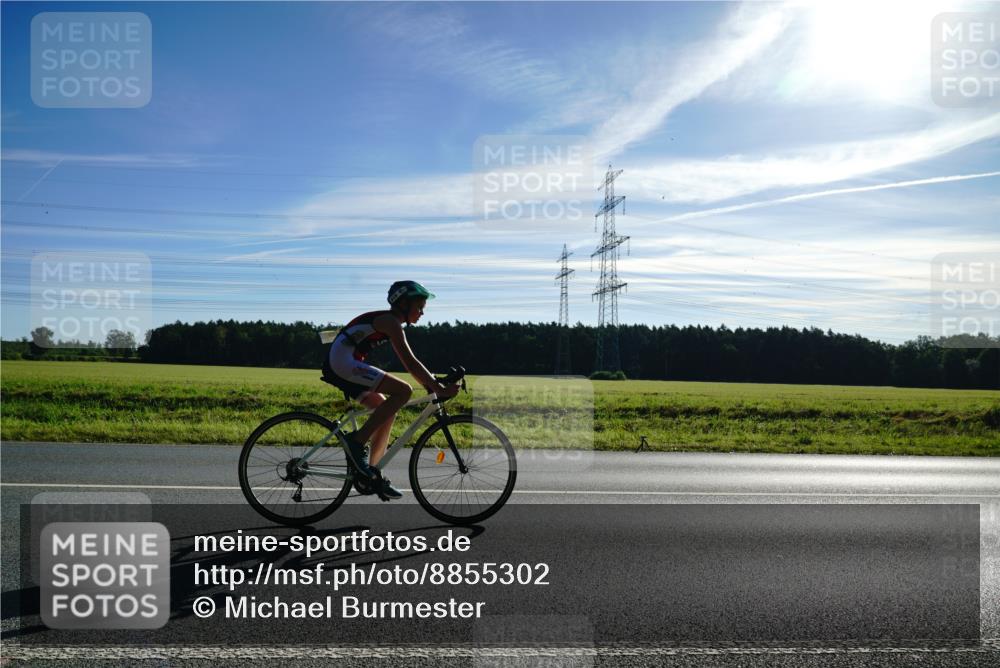 07.09.2025 - 19. Norderstedt Triathlon Michael Burmester http://msf.ph/oto/8855302 07.09.2025 09:41:23 Radfahren 555, 615, 622 meine-sportfotos.de